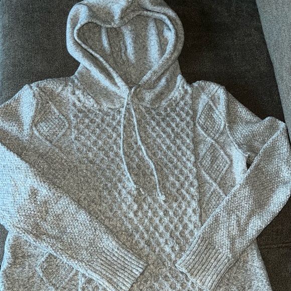 American Eagle sweater- EUC!! $18 - Picture 1 of 8